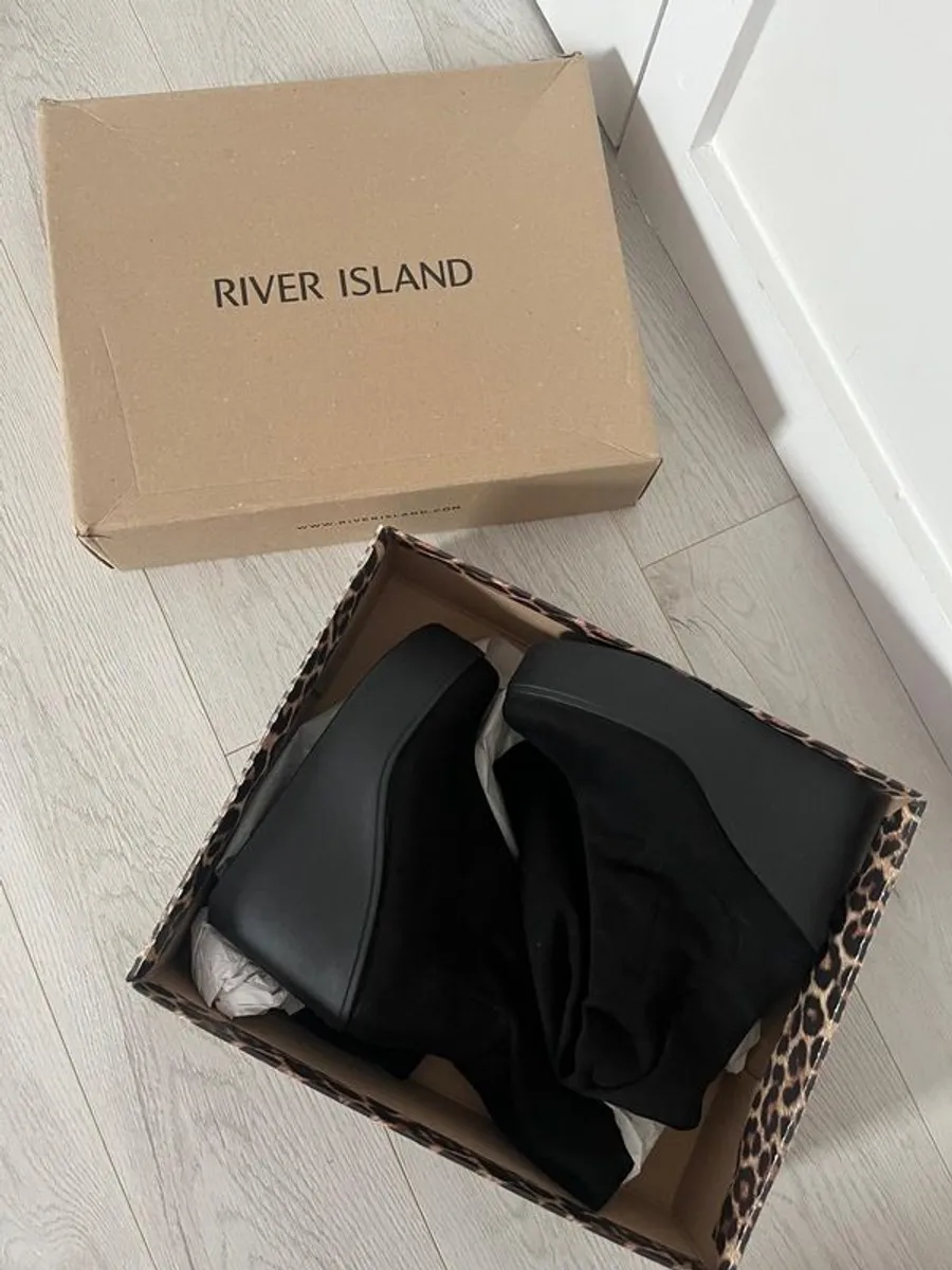 Shoes Bundle - Image 4