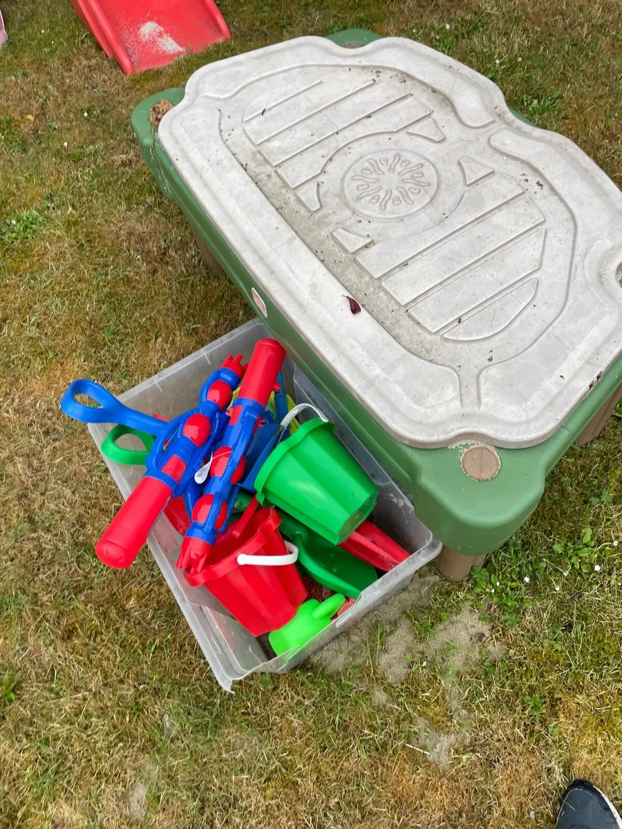 Kids play ground for sale all for €150 - Image 4