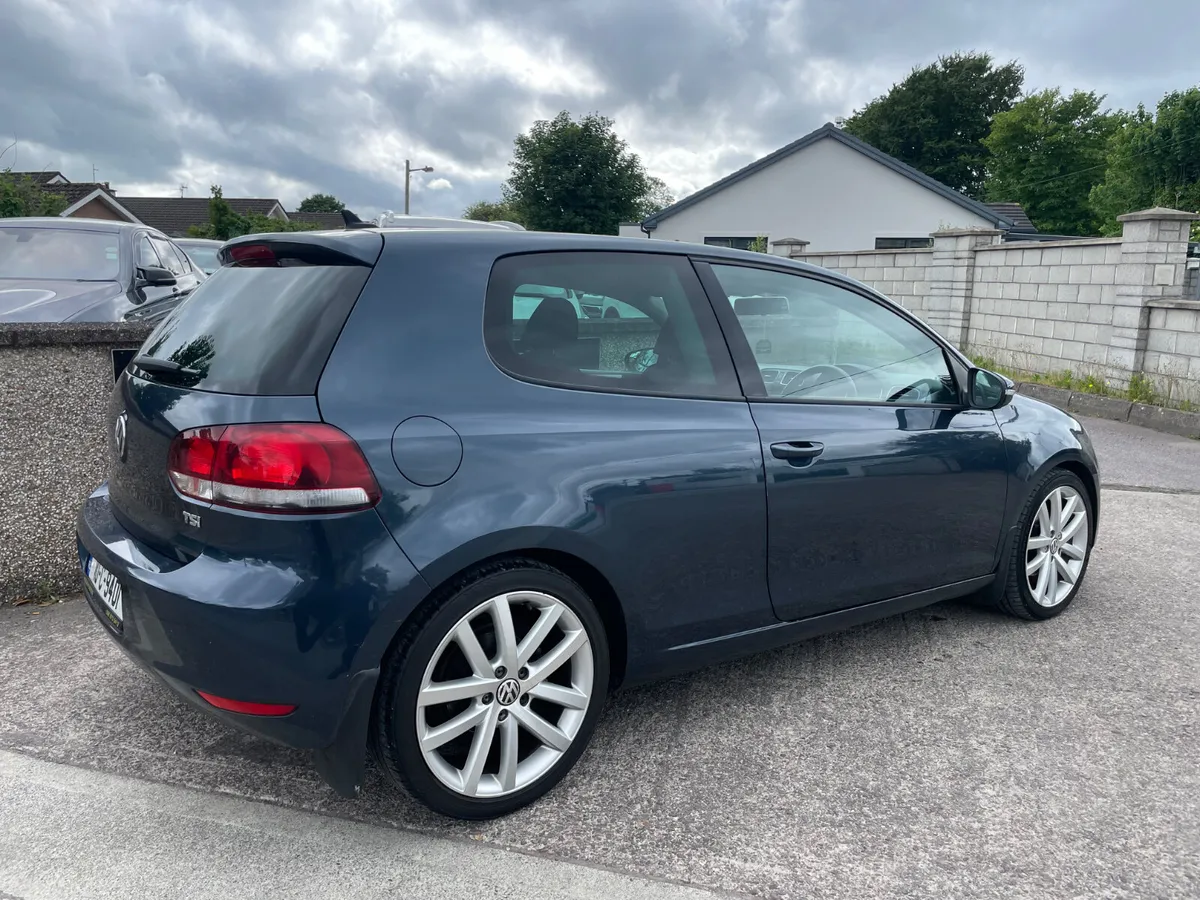 Volkswagen Golf 2010 - Image 3