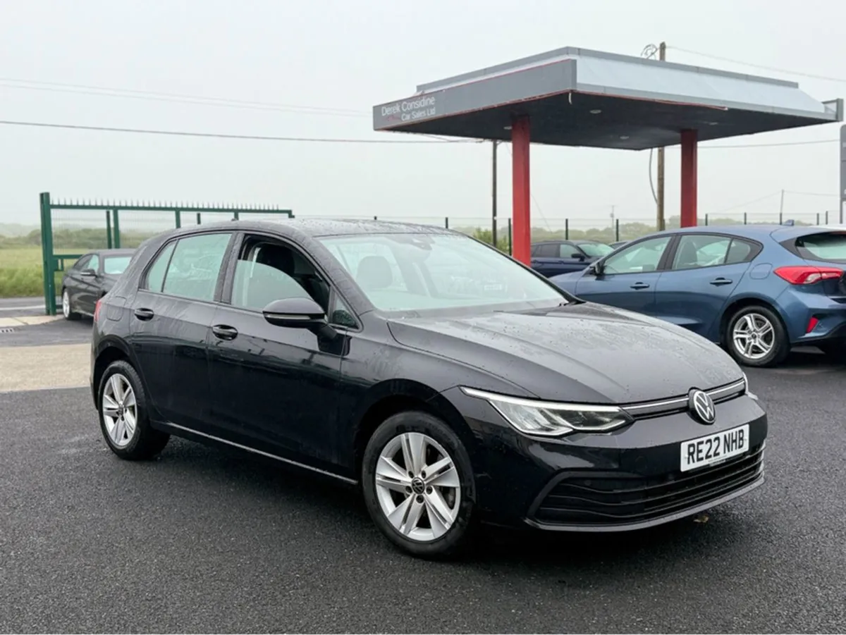 Volkswagen Golf Life TDI - Image 1