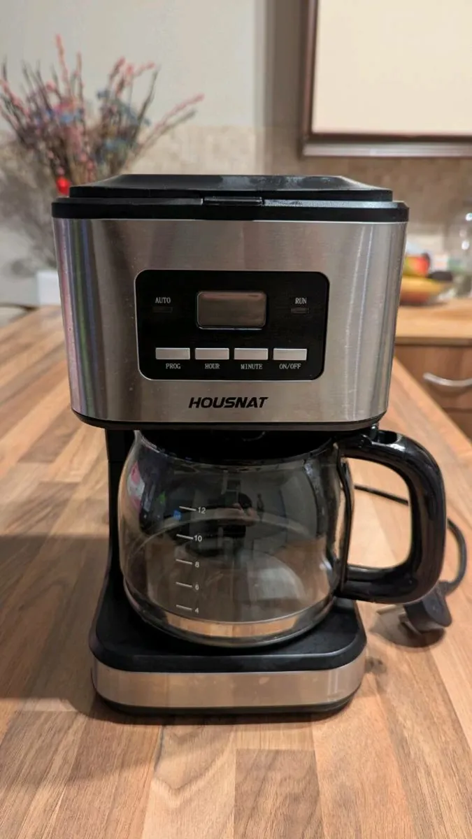 HOUSNAT Filter Coffee Machine (Programmable) - Image 1