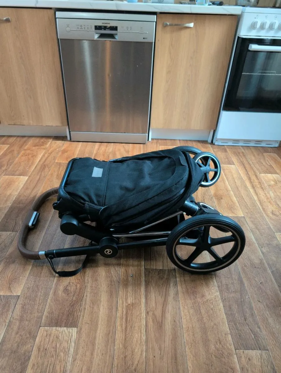 Cybex Priam 3 - Image 3