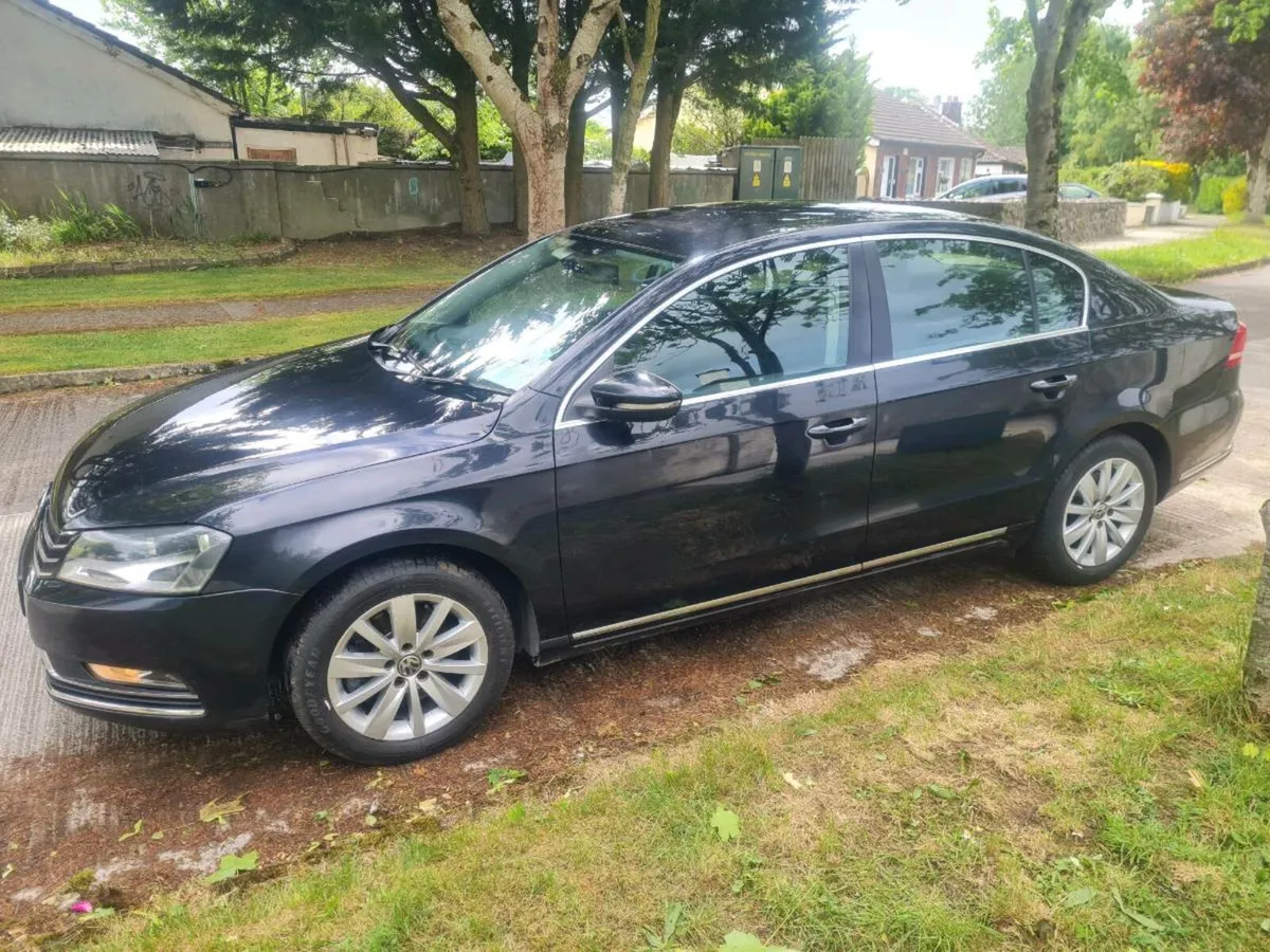 Volkswagen Passat - Image 4