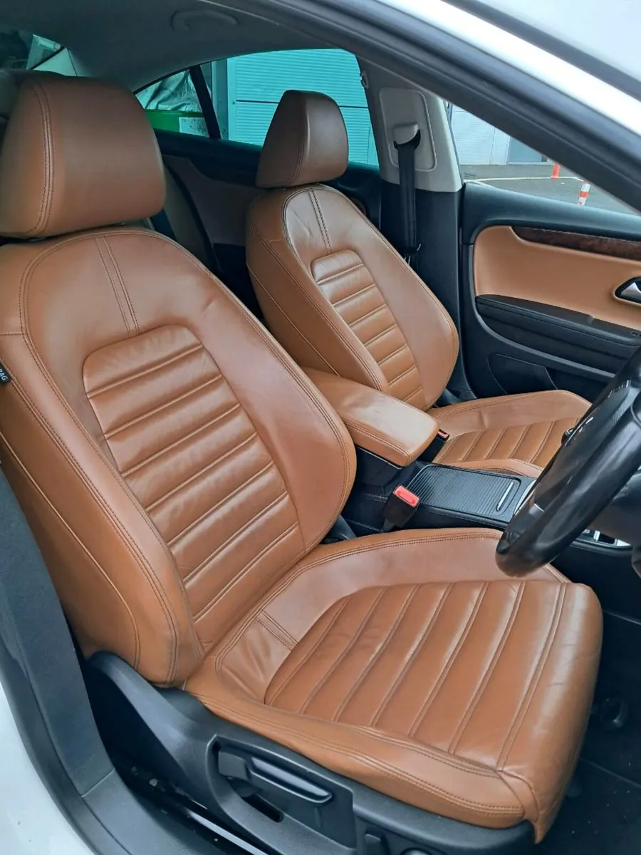 2011 Volkswagen Passat CC - Image 4