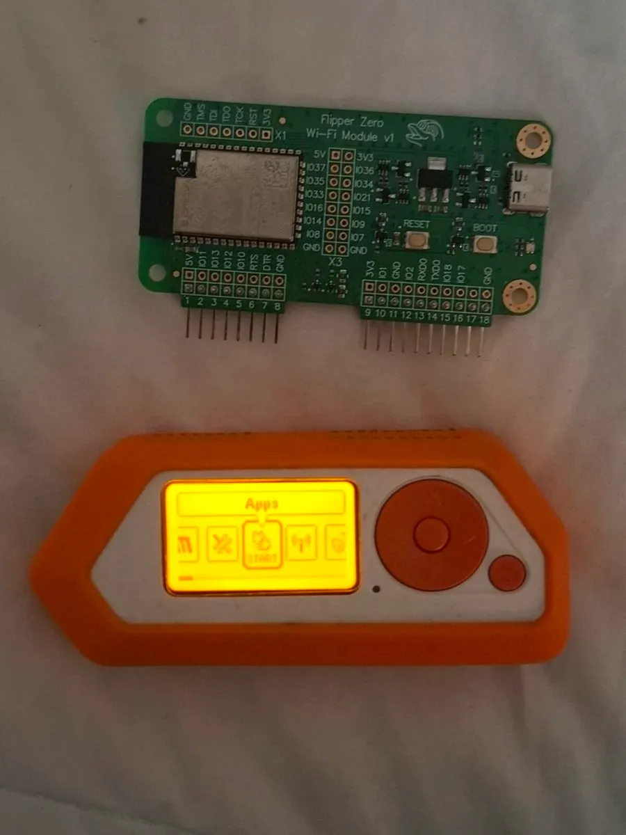 Flipper Zero - Image 2