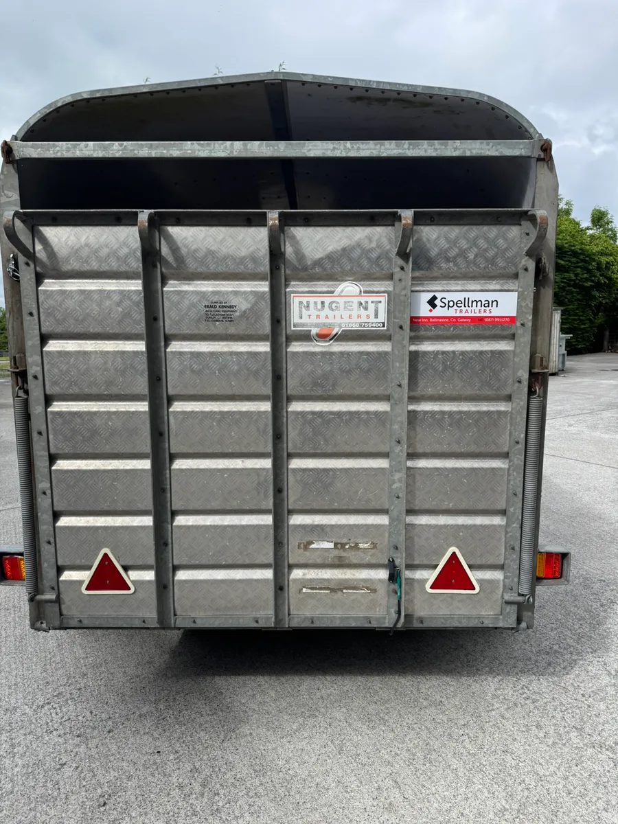 Nugent livestock trailer - Image 3