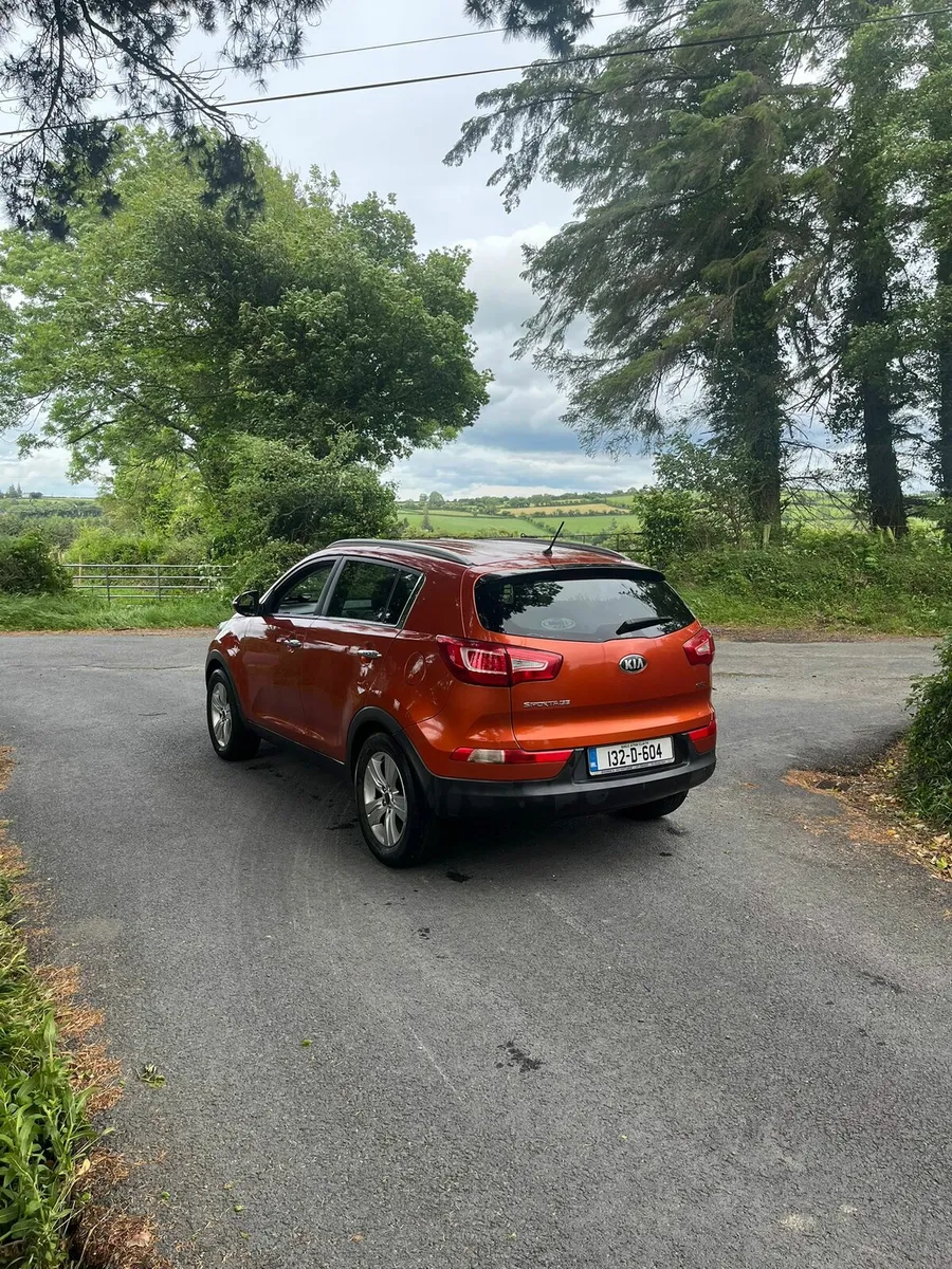 Car - Image 1