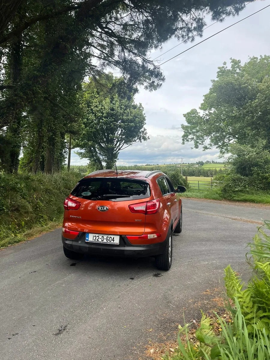 Car - Image 4