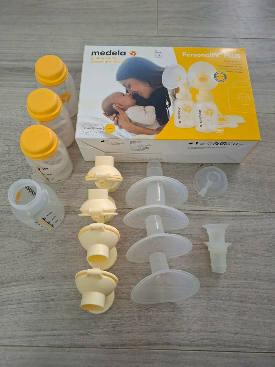 Medela Double Pump set - Image 2