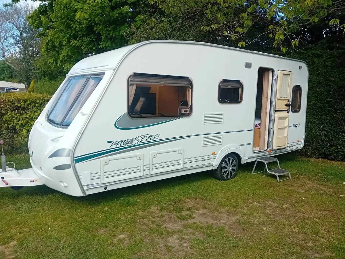 Abbey free style caravan  with fixed bed - Image 4