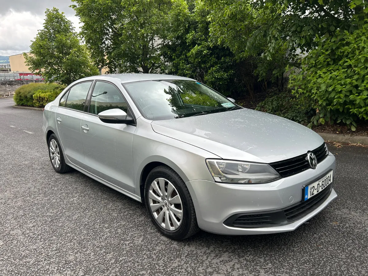 Volkswagen Jetta 1.6 TDI AUTO - Image 1