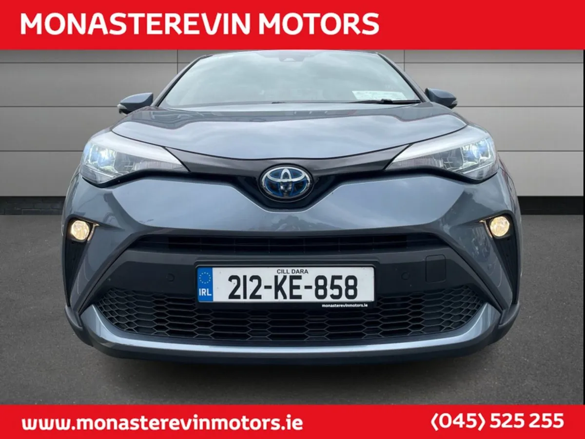 Toyota C-HR 1.8 Hybrid Sportmono 4DR Sport - May - Image 3