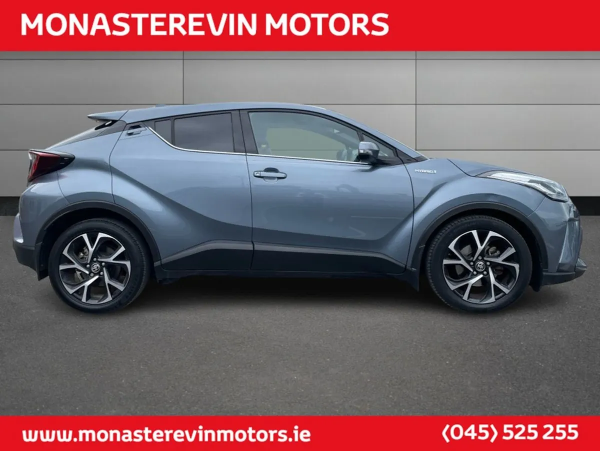 Toyota C-HR 1.8 Hybrid Sportmono 4DR Sport - May - Image 4