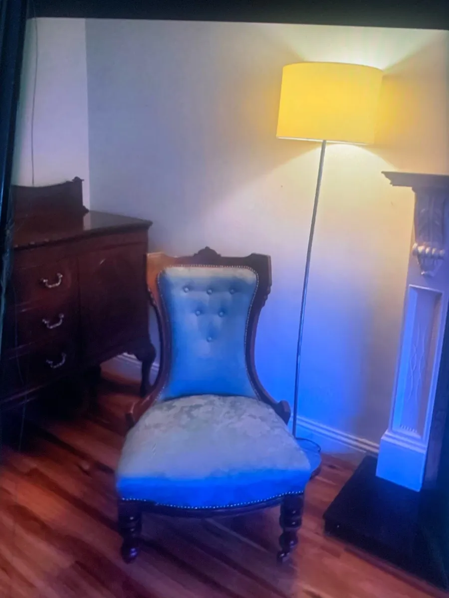 Living room - Image 4