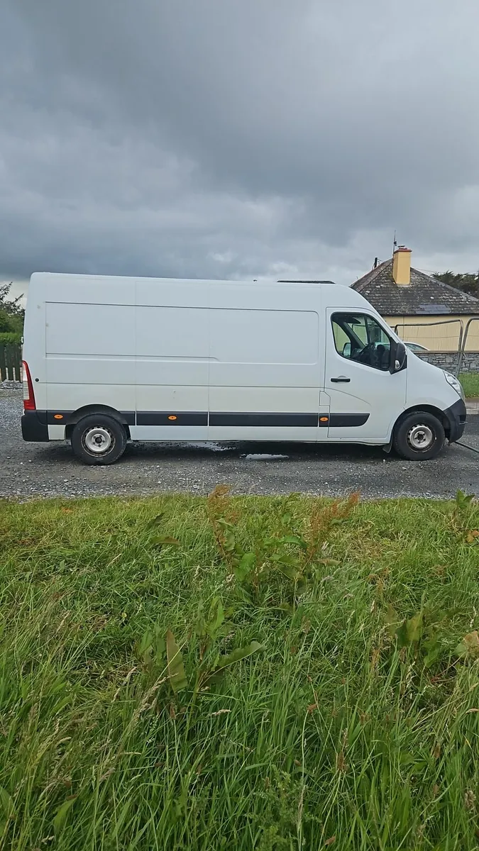 Renault Master 2018 - Image 1