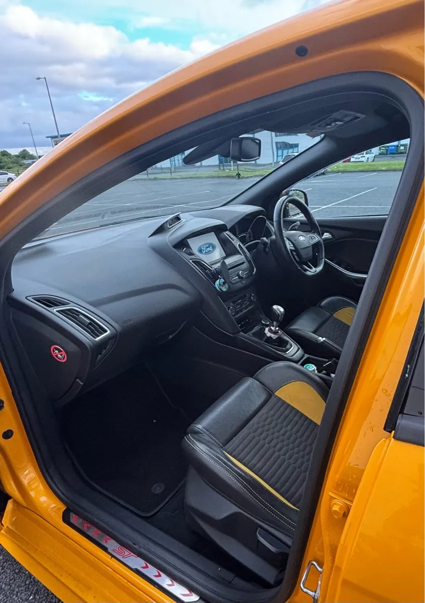 Ford focus ST - Image 4