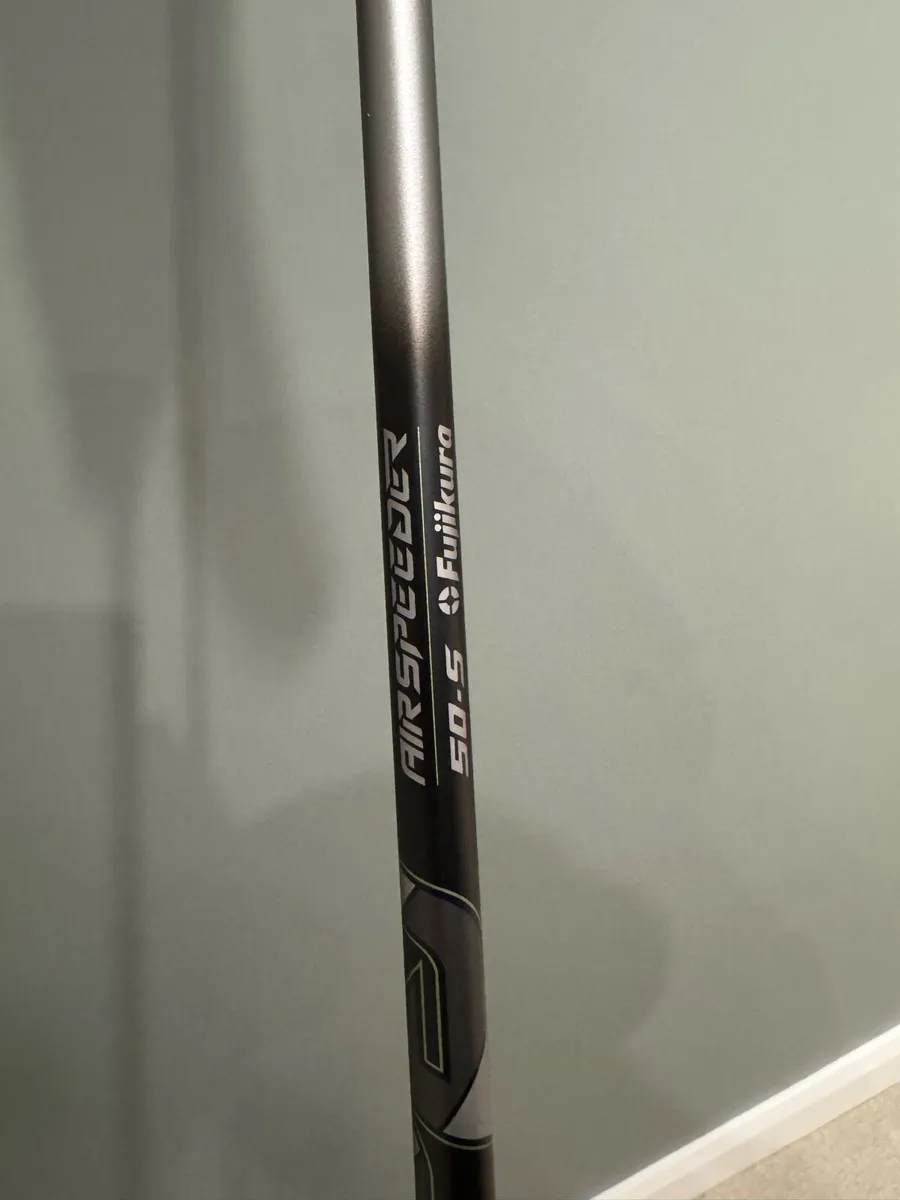 Taylormade Qi35 driver brand new - Image 3
