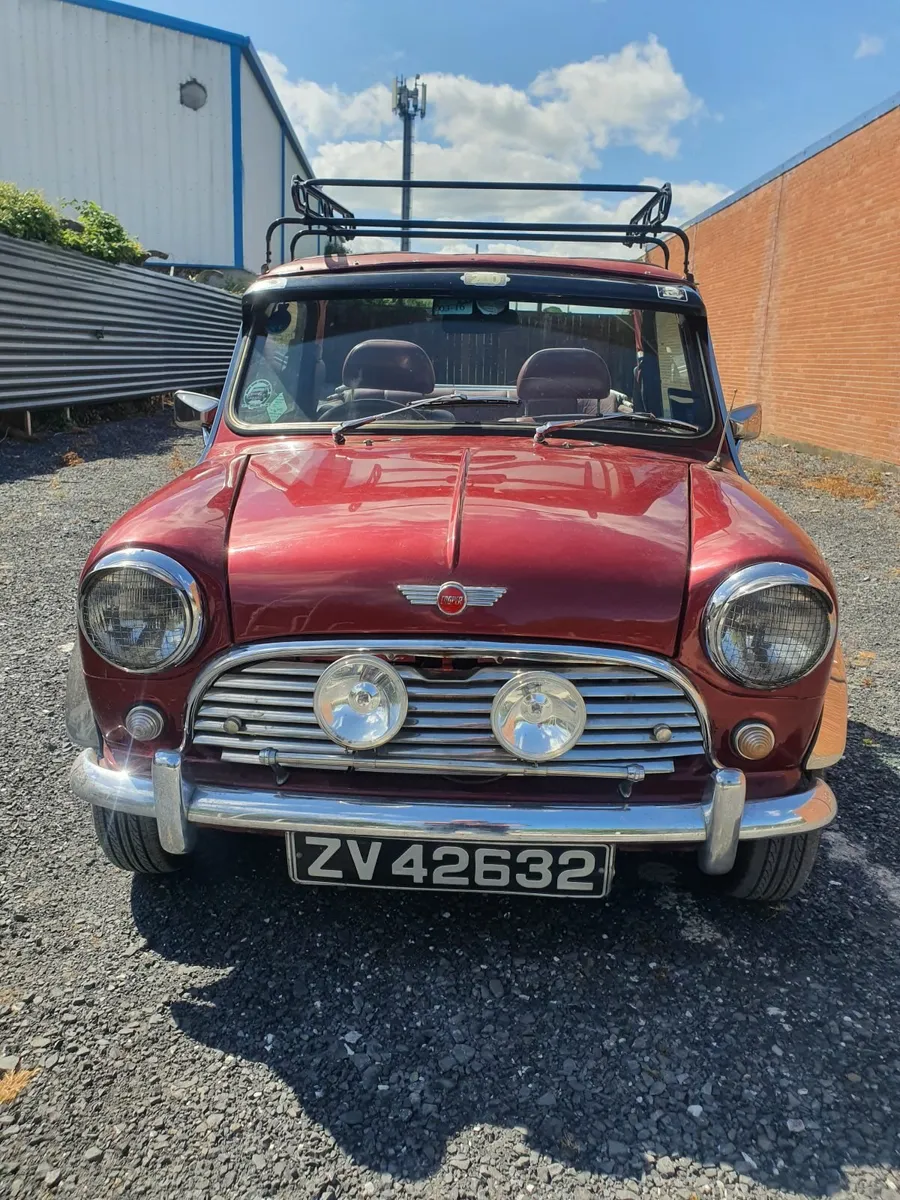 Mini Convertible - Image 1