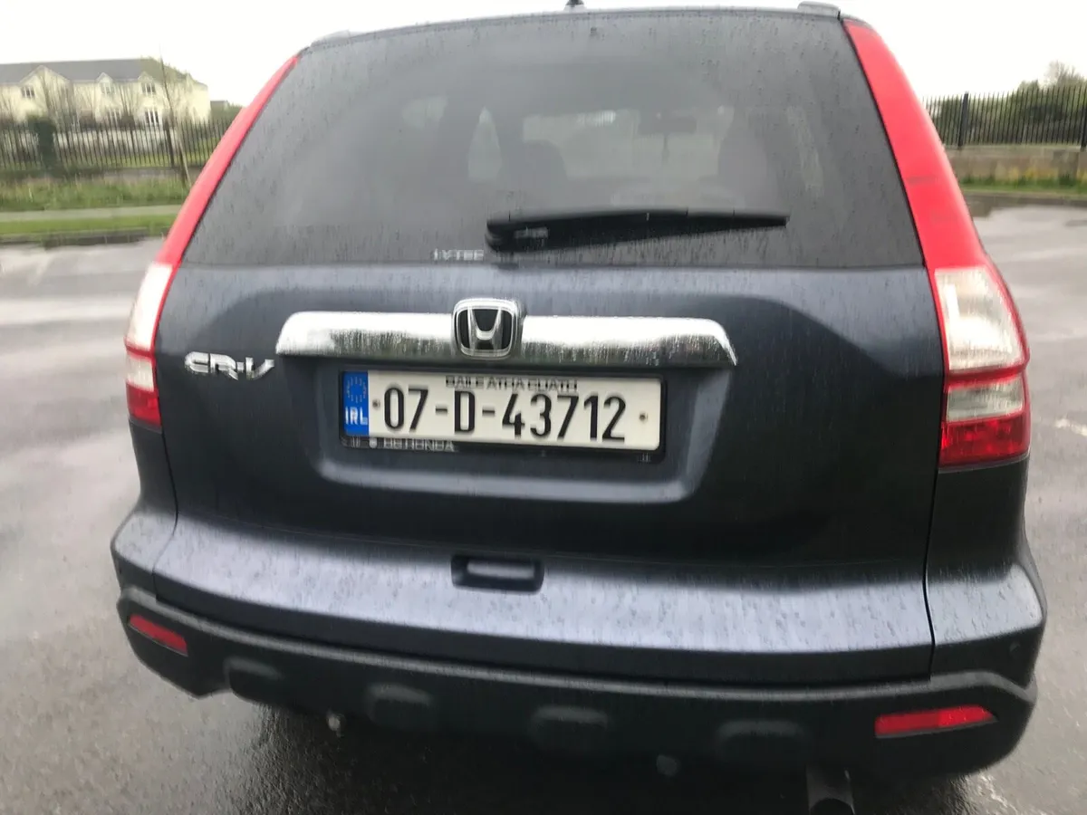 Car - Image 4