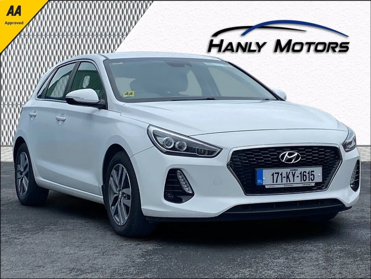 Hyundai i30 Deluxe Plus 5DR - Image 1