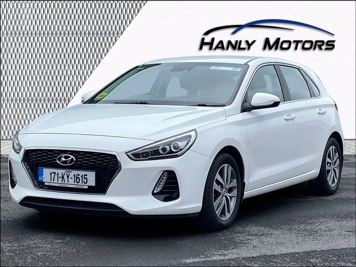 Hyundai i30 Deluxe Plus 5DR - Image 3