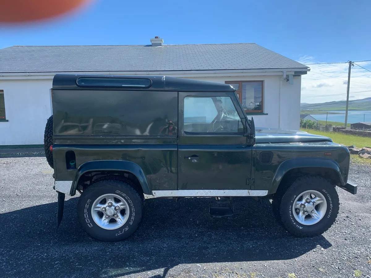 Landrover Defender 90 - Image 2