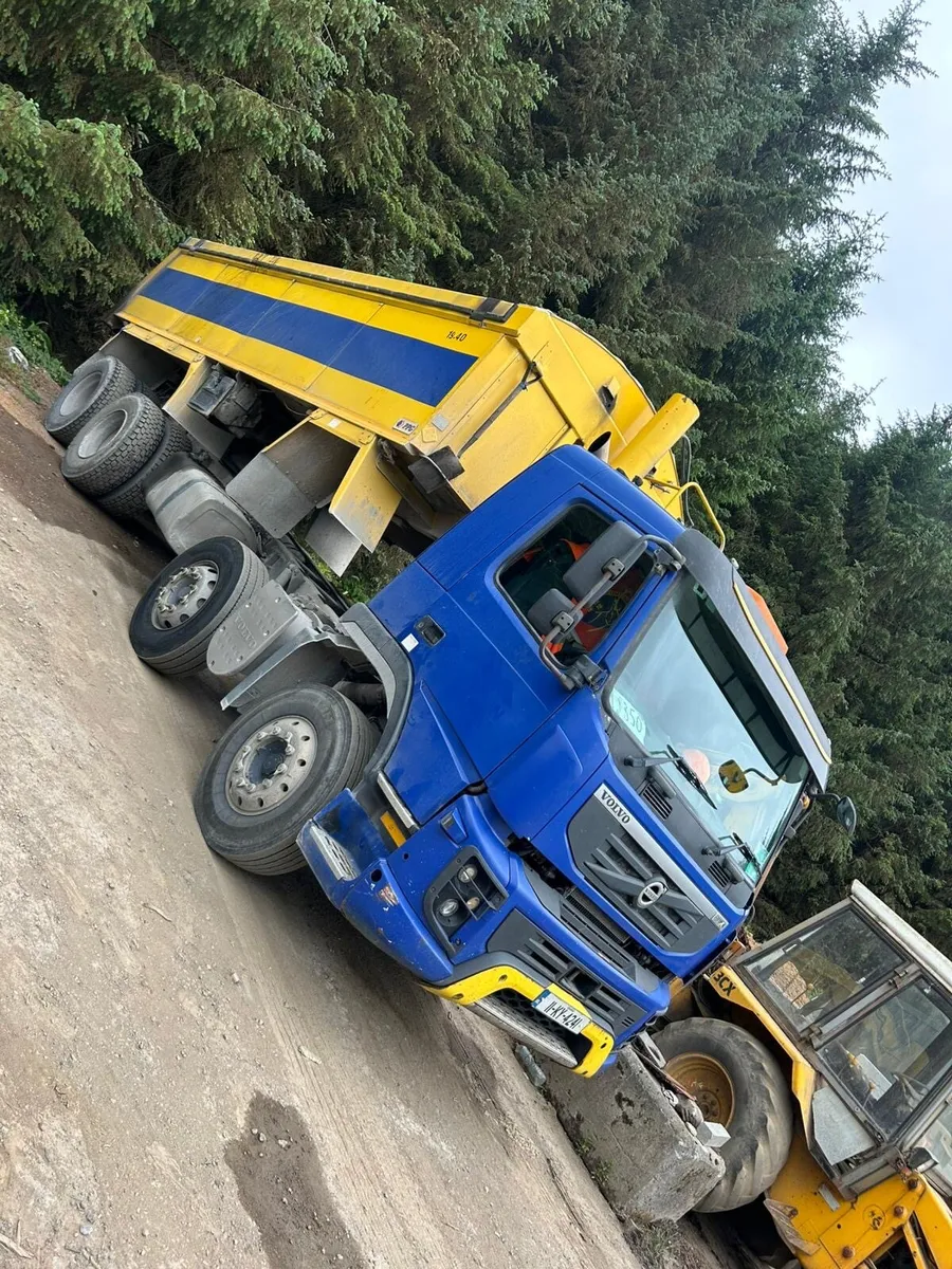 Volvo fmx + Volvo diff  for sale - Image 1