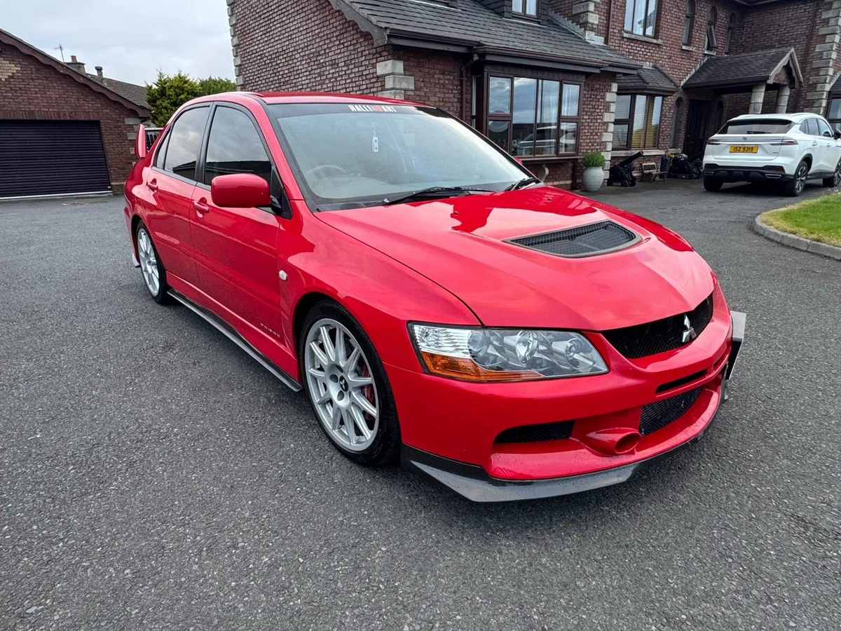 Mitsubishi Evo 9 fq360 - Image 1