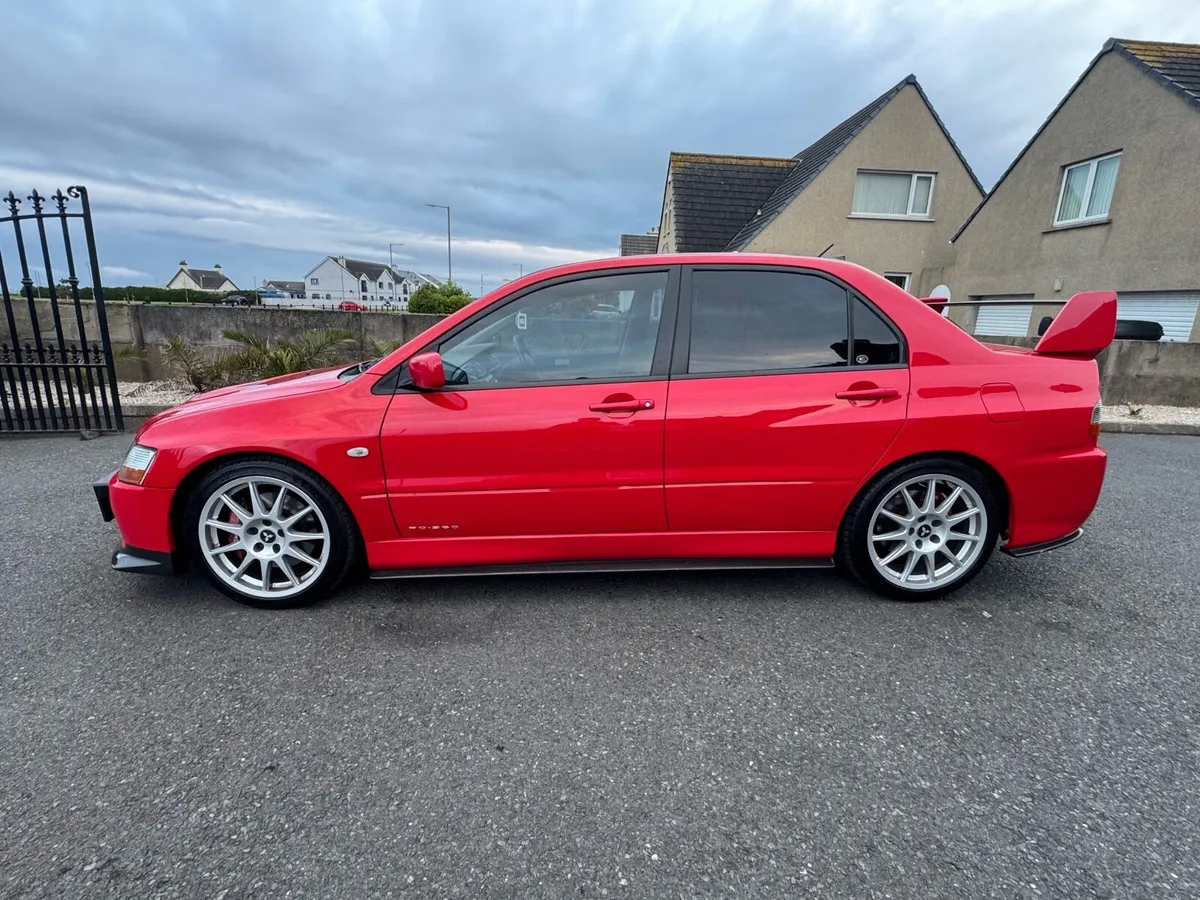 Mitsubishi Evo 9 fq360 - Image 4