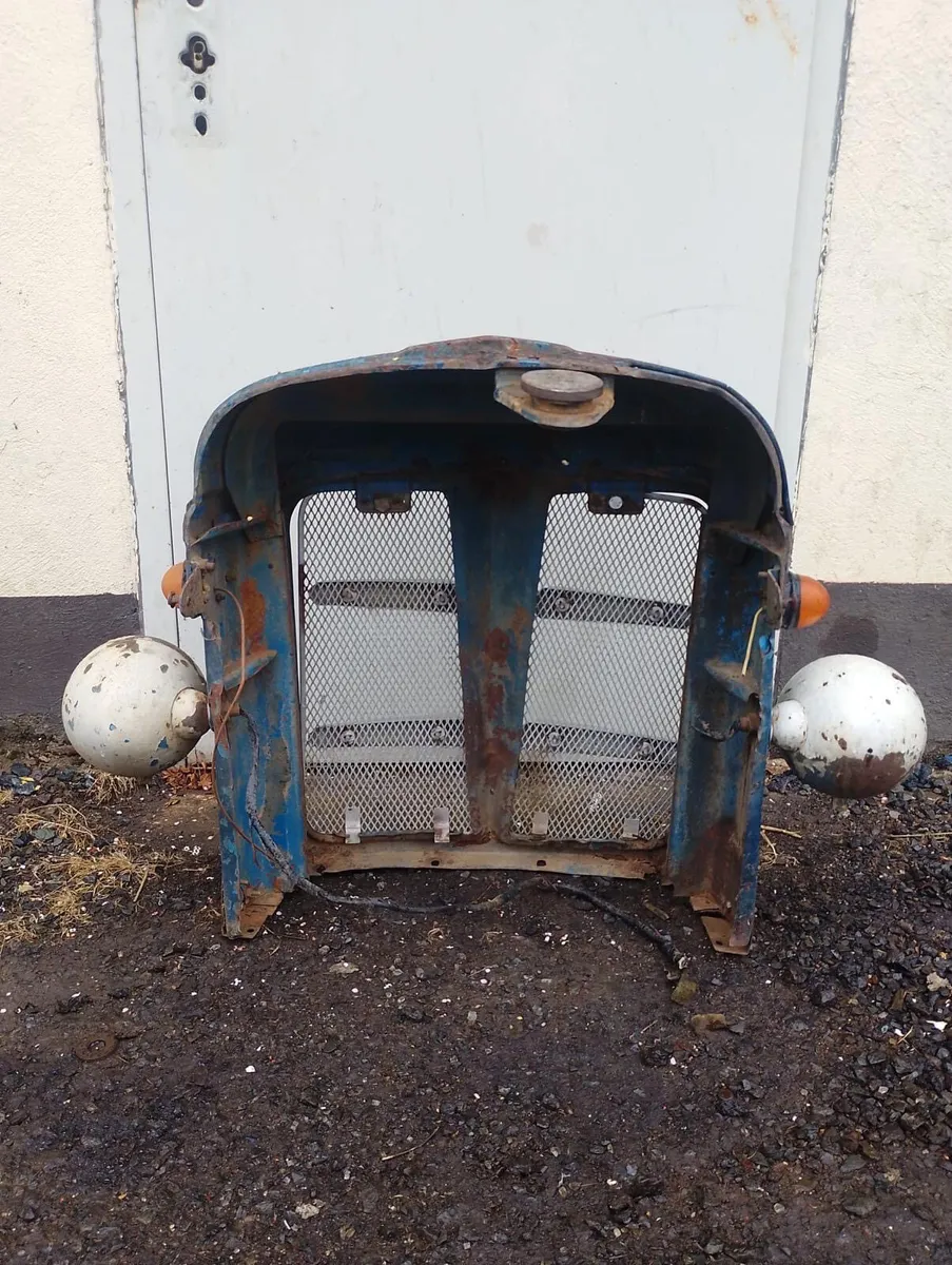Fordson Major Nose Cones - Image 3