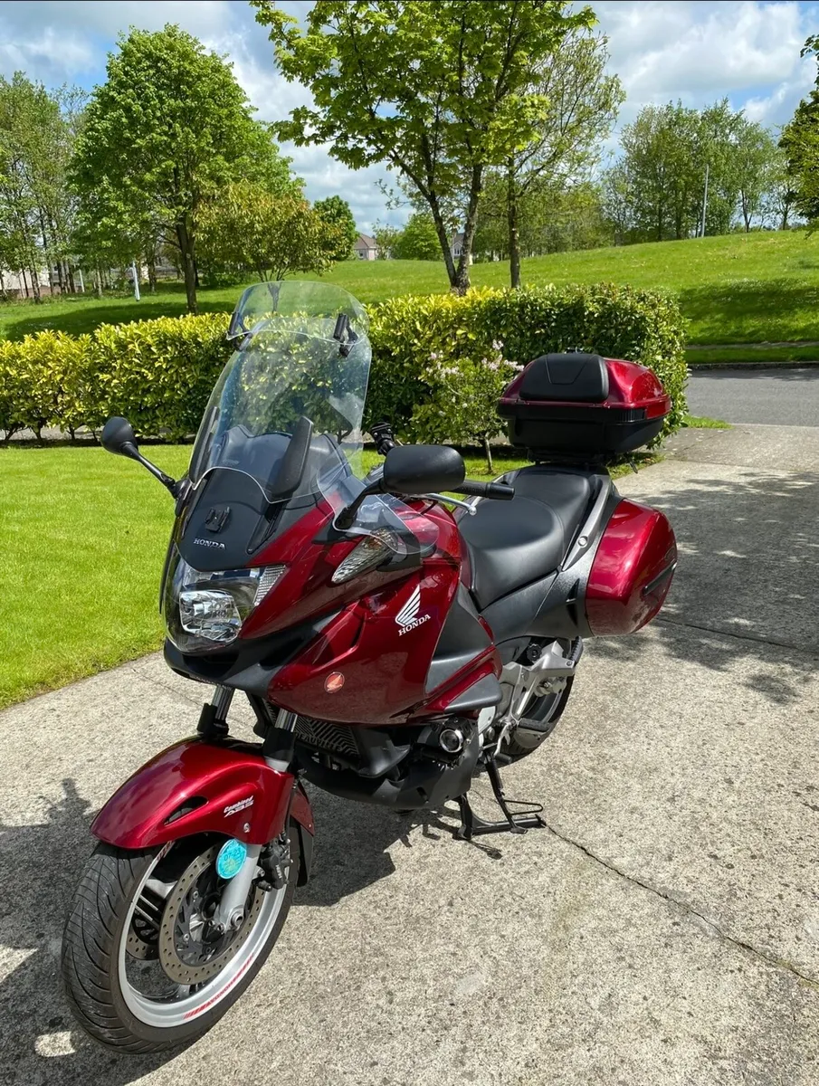 Honda Deauville NT700 - Image 1
