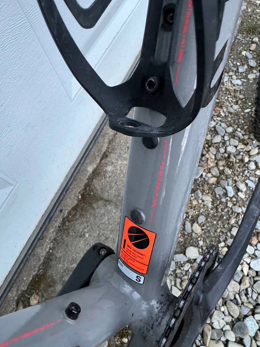 Gravel bike Canyon Grizl 8 - Image 2