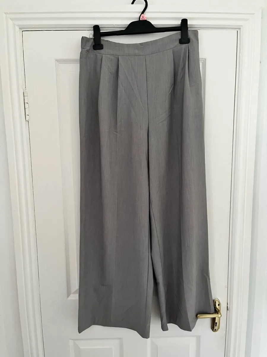 New look trousers - Image 3