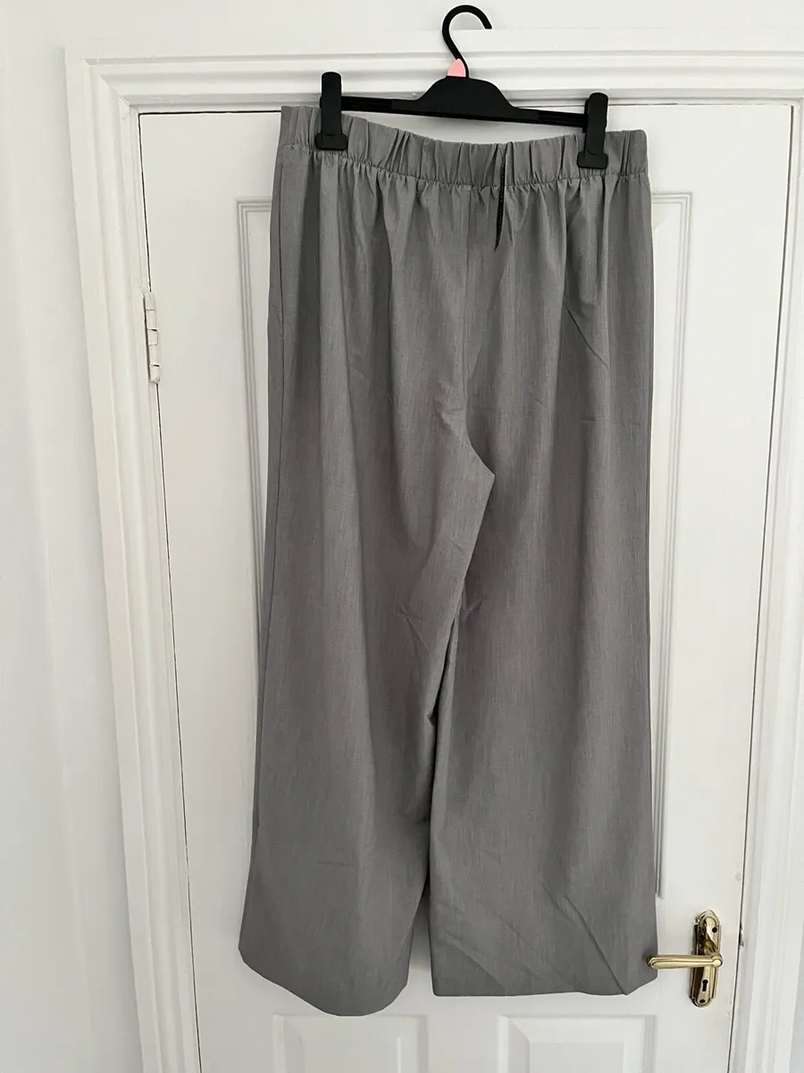 New look trousers - Image 4