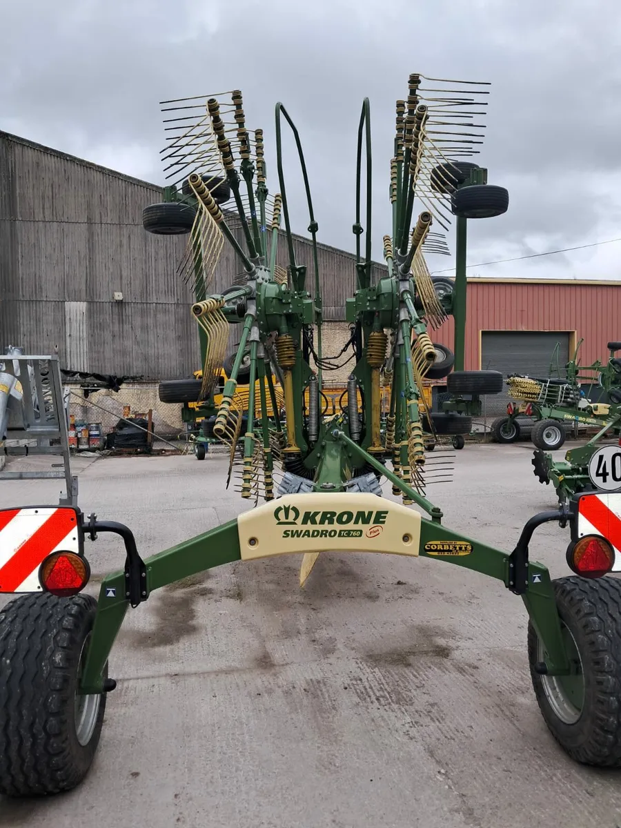 Krone TC760 Plus Twin Rotor Rake - Image 4