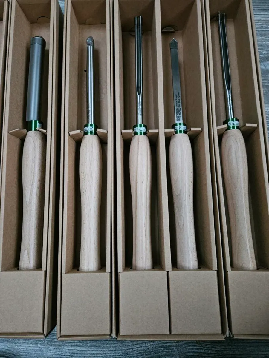 Wood Turing chisels 8 piece with extras - Image 1