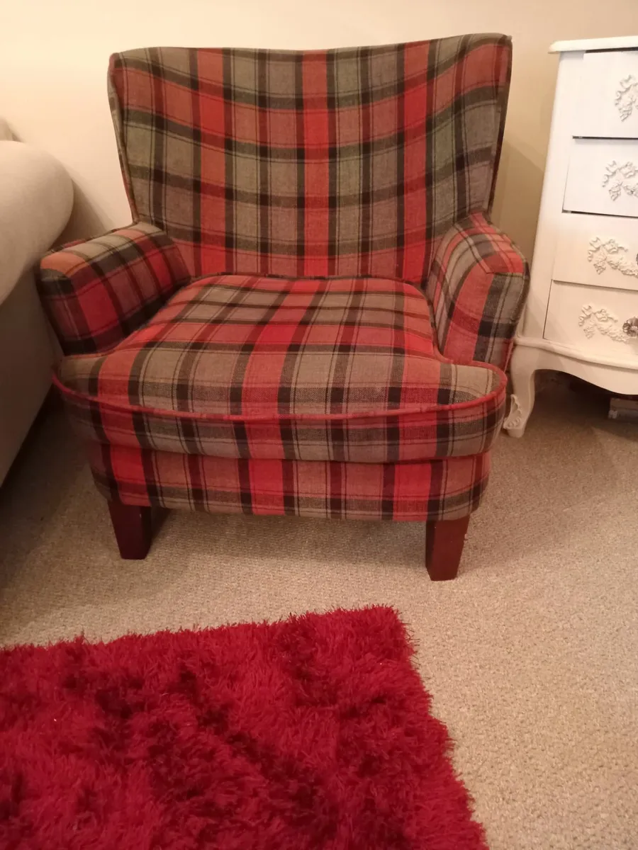 Armchair - Image 1