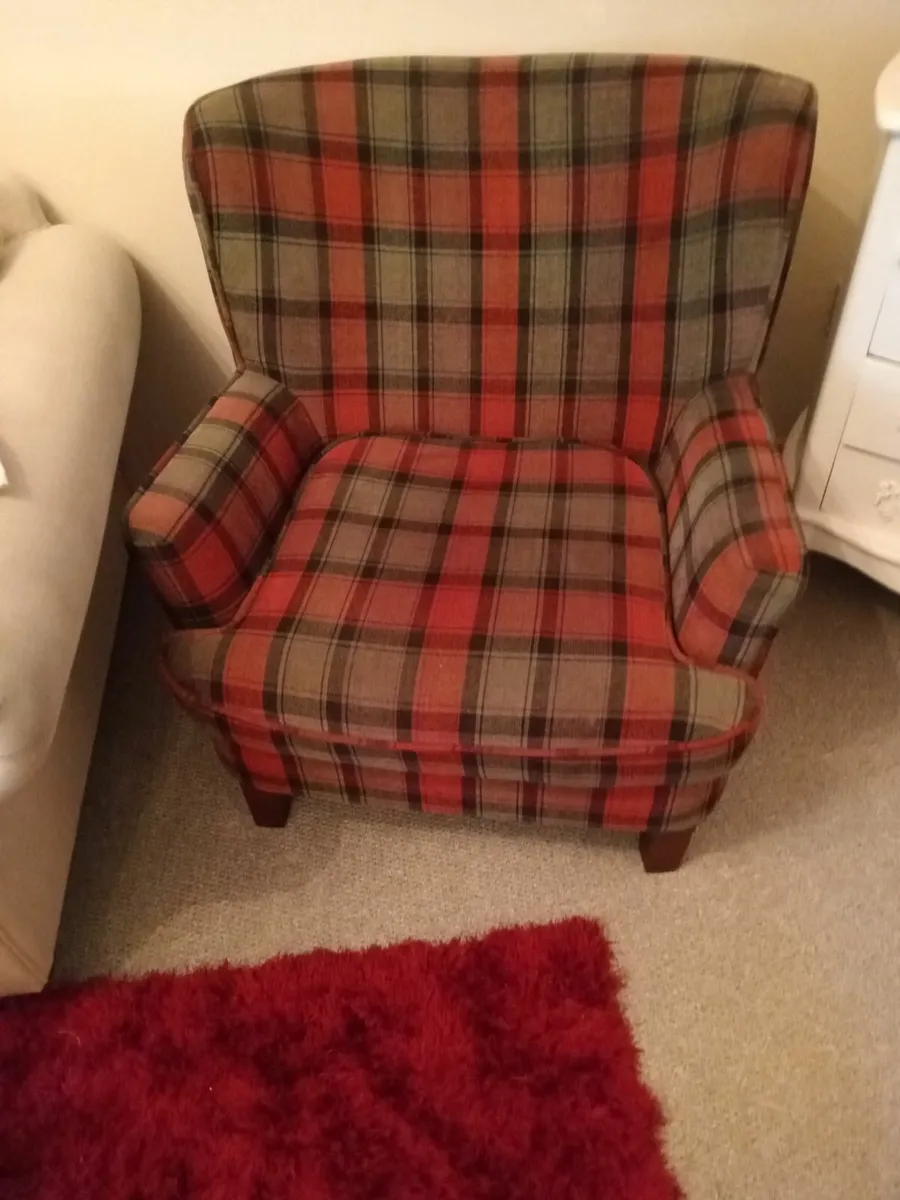 Armchair - Image 2