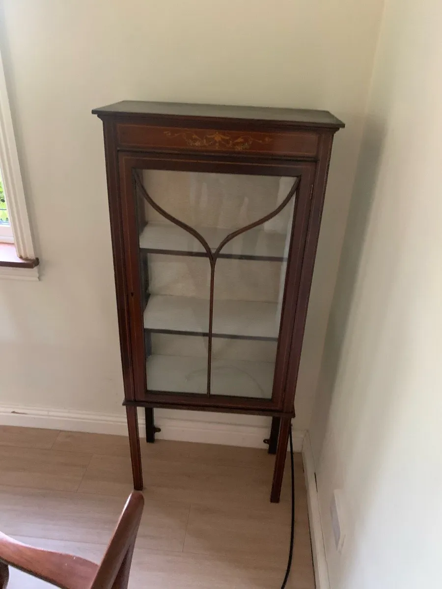 Antique furniture - Image 1