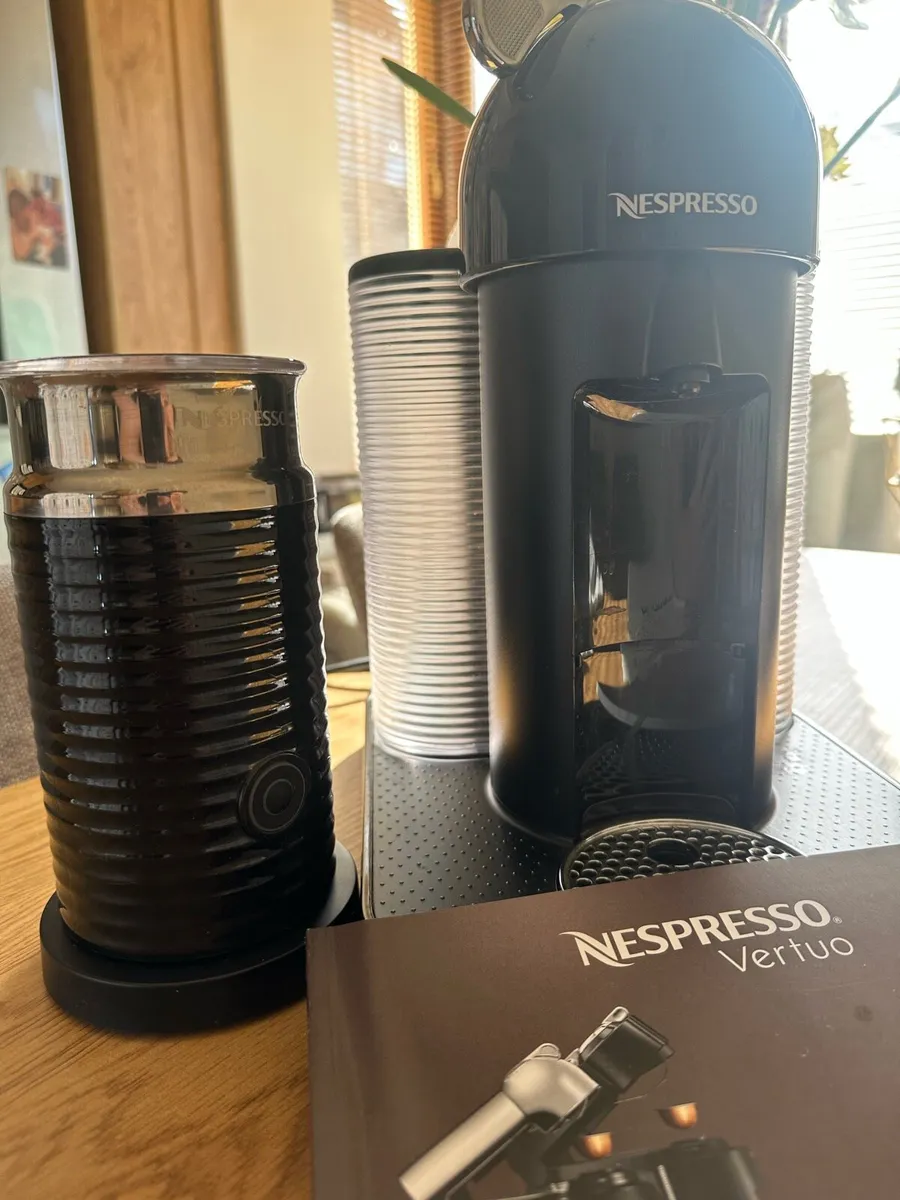 Nespresso Vertuo + Aerocinno Milk Frother - Image 2