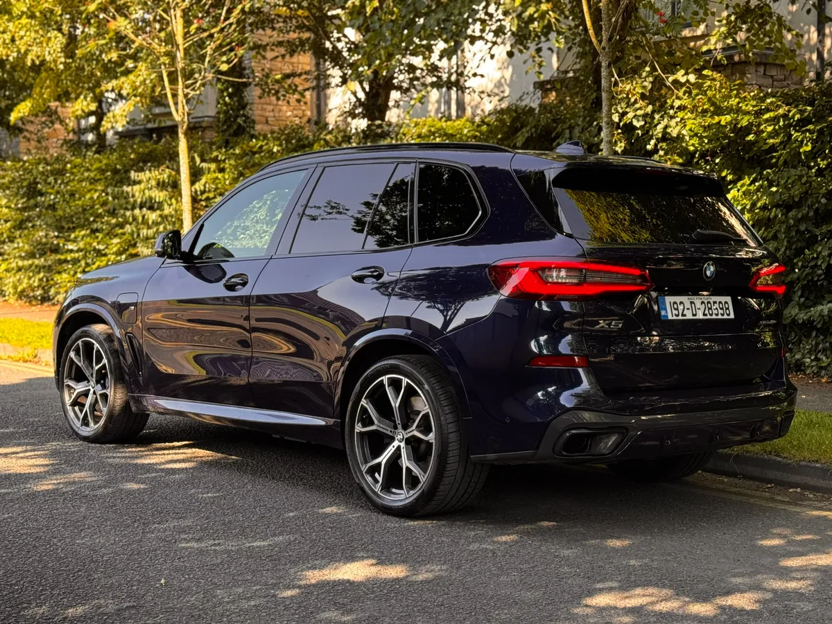 Bmw X5 45E M-Sport Huge Spec - Image 2