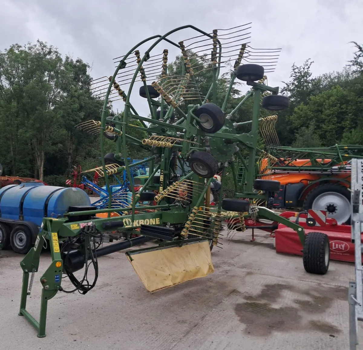 Krone TC760 Plus Twin Rotor Rake - Image 1