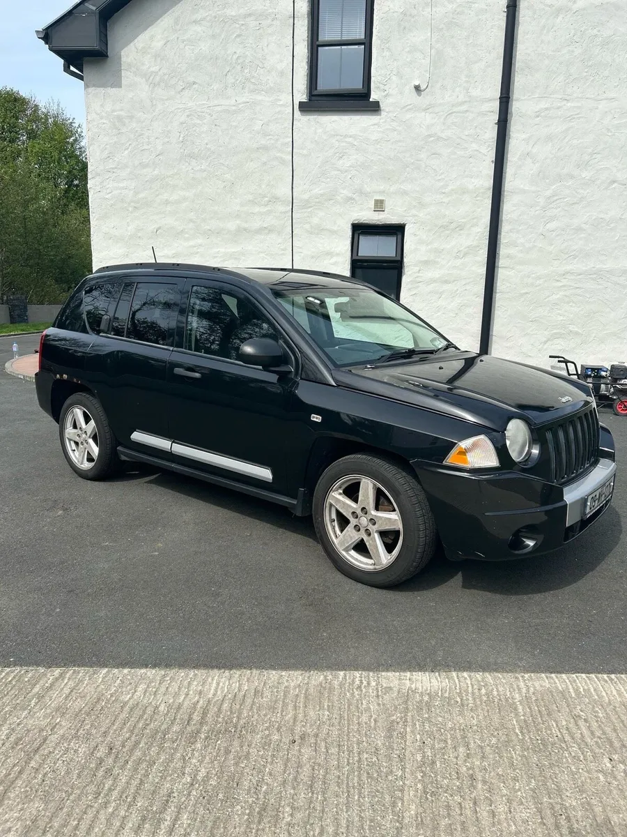 2009 2.0 5 Door Jeep Compass - Image 3