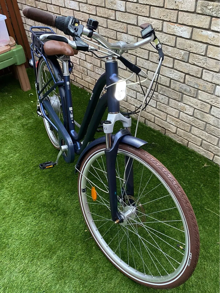 Low Frame Electric City Bike Elops 900 E - Image 2