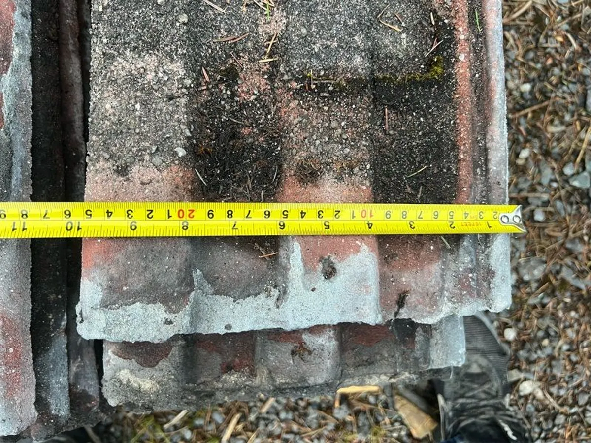 roof tiles - Image 2