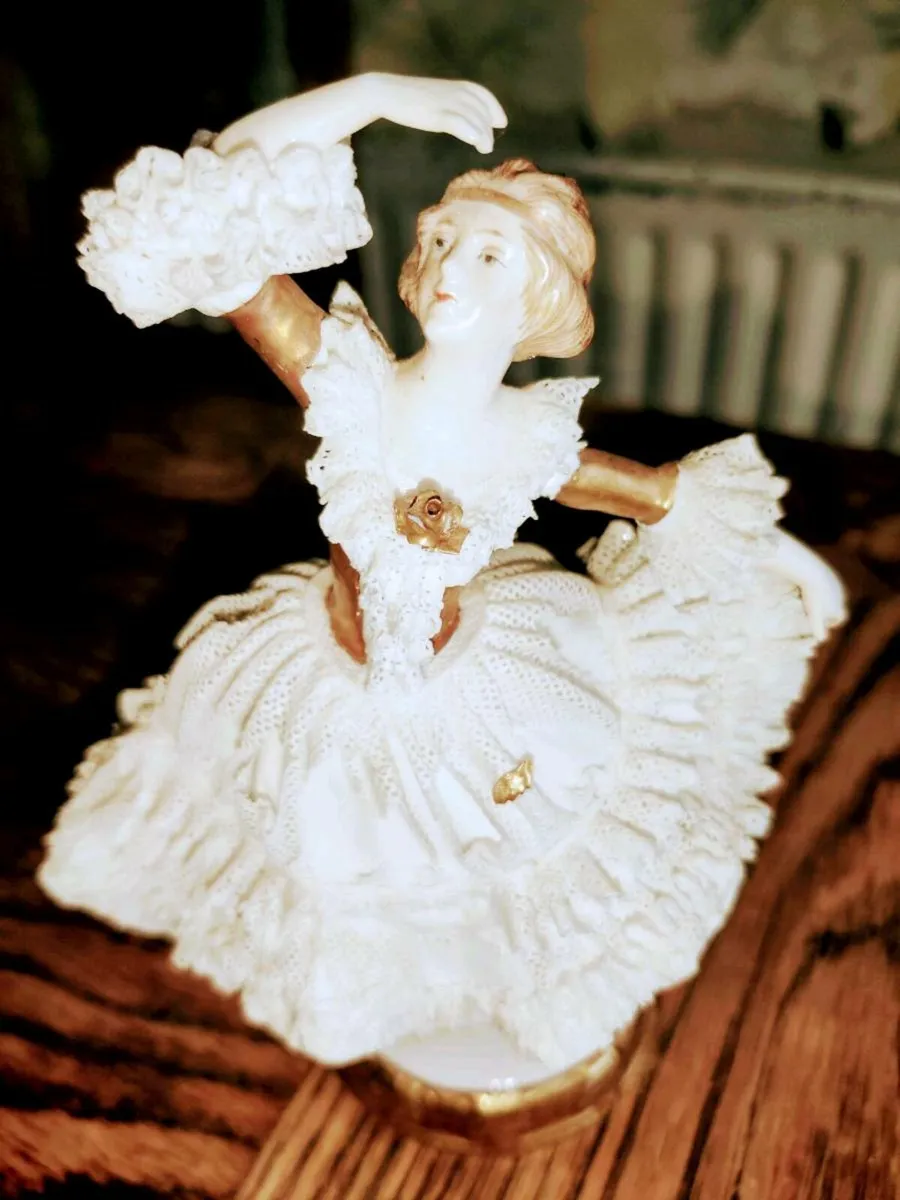 FLORENTINE BALLERINA, 24CT Gold Painted Dresden ! - Image 1