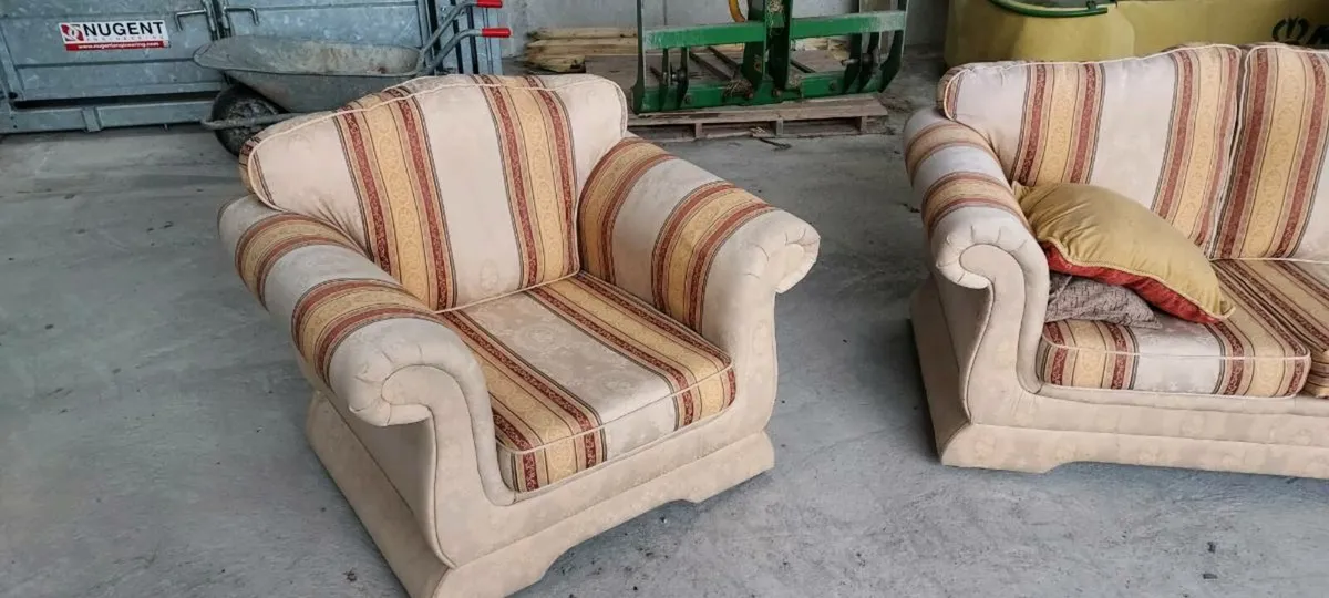 3 piece suite - Image 2