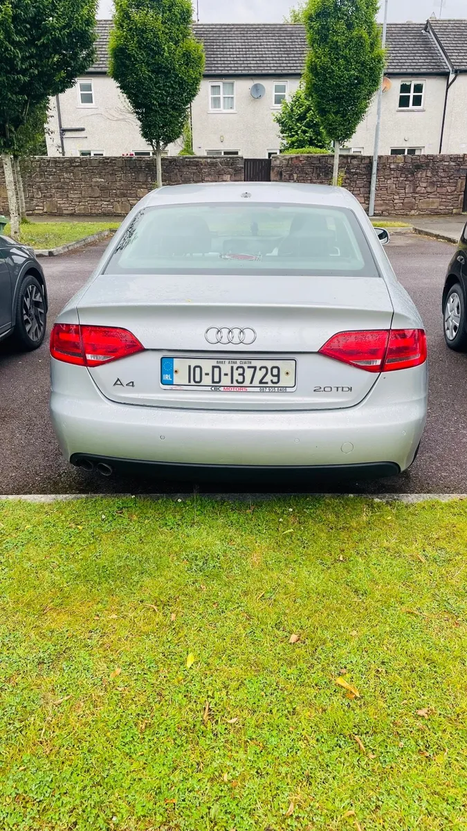 Audi A4 2010 - Image 4