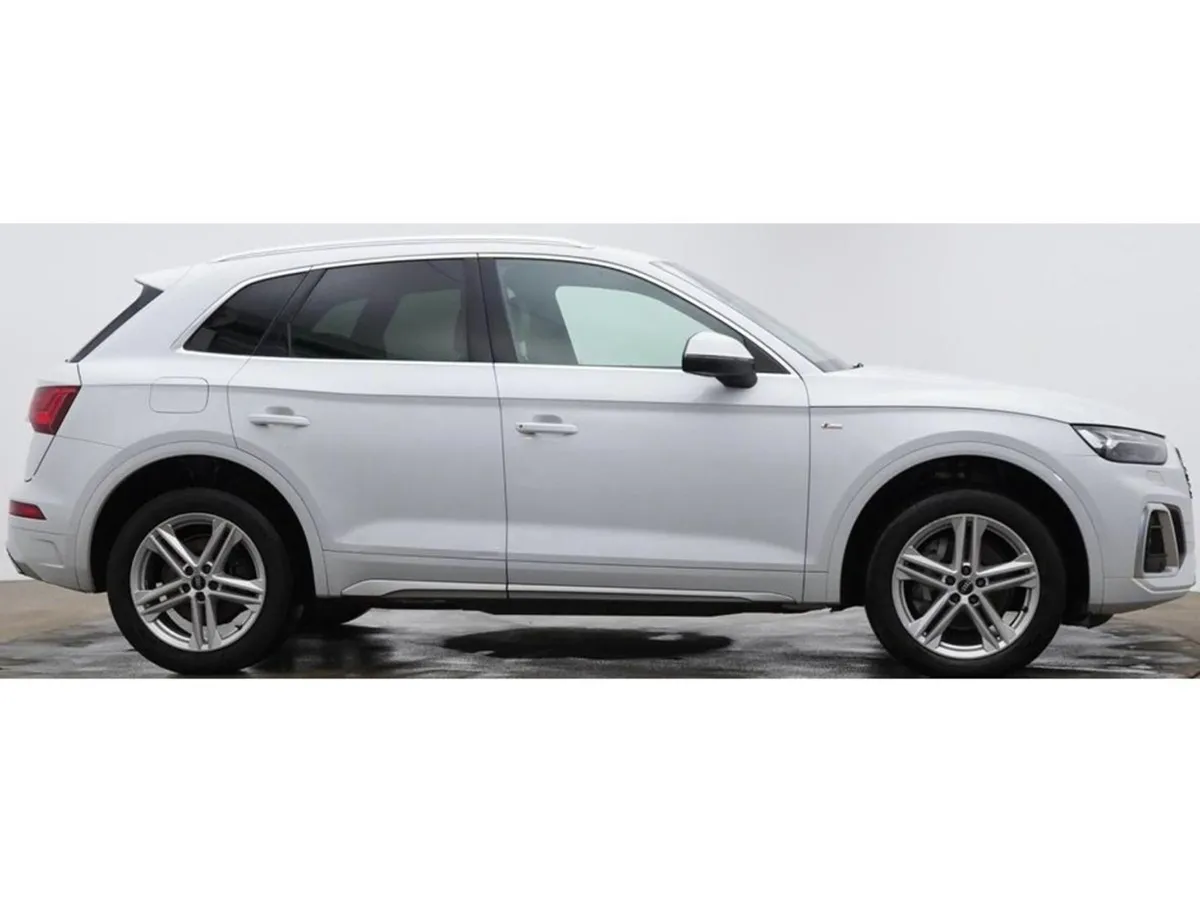 Audi Q5 S Line 40 TDI Mhev QUA - Image 2