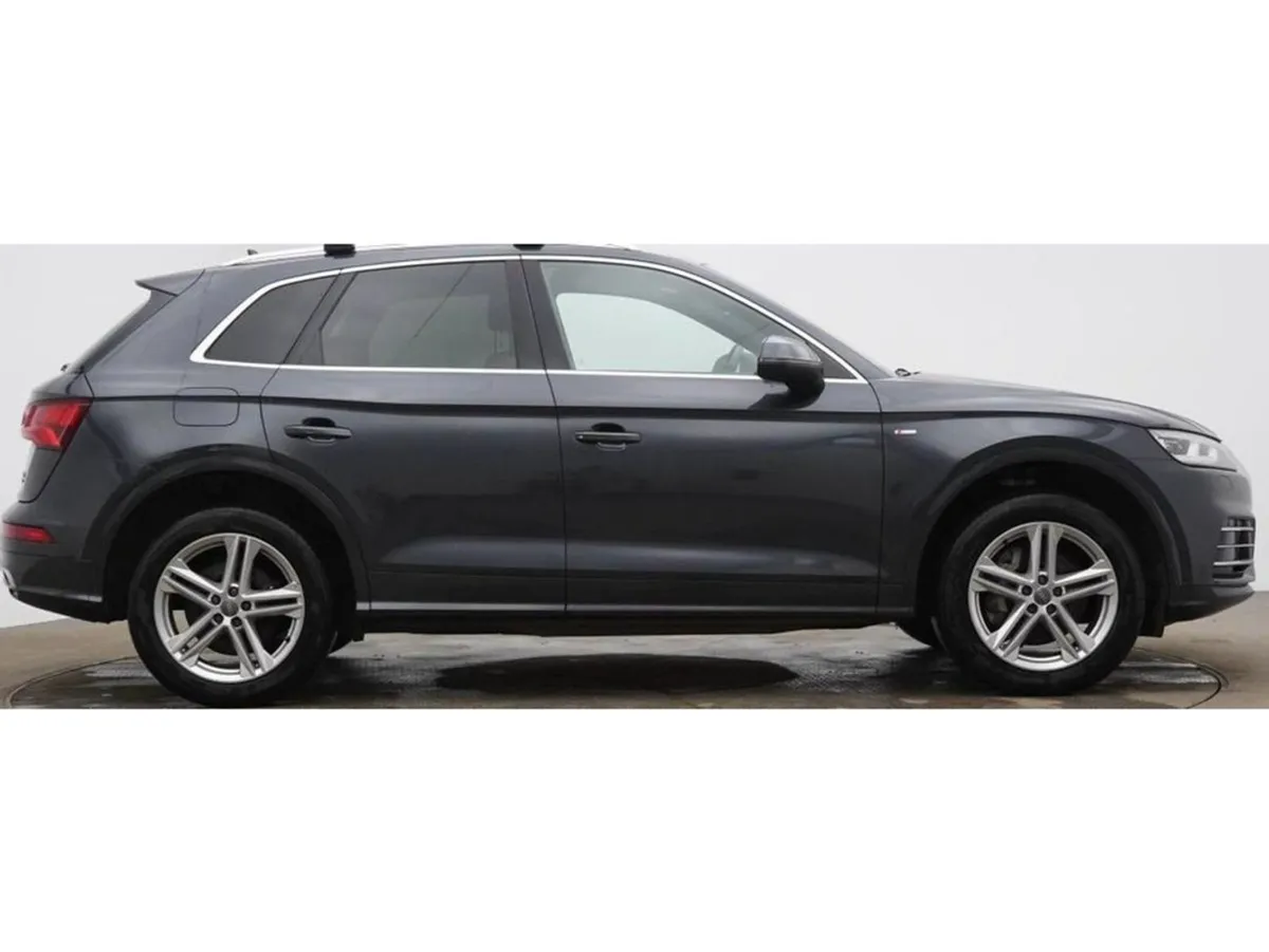 Audi Q5 S Line 40 TDI Quattro - Image 2